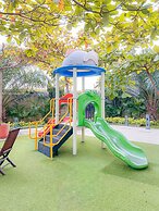 Central Royal Apartments by Emily