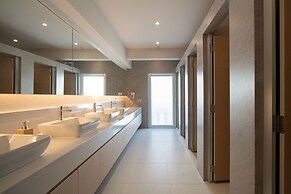 BEAT. Warii Hostel at Chaophraya River