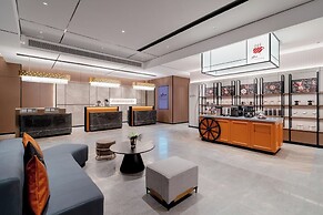 Homeinn Plus - Zhangjiajie Tianmenshan