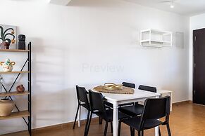 Quint - 2-Bedroom Apt & Pool in Protaras