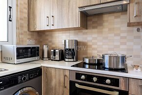 Quint - 2-Bedroom Apt & Pool in Protaras