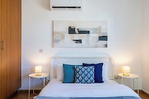 Quint - 2-Bedroom Apt & Pool in Protaras