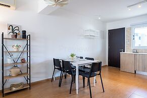 Quint - 2-Bedroom Apt & Pool in Protaras