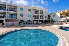 Quint - 2-Bedroom Apt & Pool in Protaras