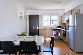 Quint - 2-Bedroom Apt & Pool in Protaras