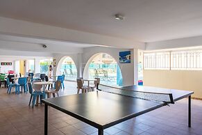 Quint - 2-Bedroom Apt & Pool in Protaras