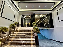 Royal Hanoi Hotel