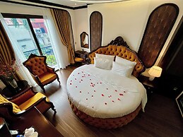 Royal Hanoi Hotel