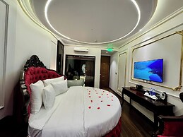 Royal Hanoi Hotel