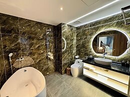 Royal Hanoi Hotel