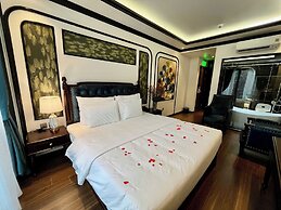 Royal Hanoi Hotel