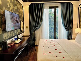 Royal Hanoi Hotel