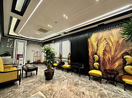 Royal Hanoi Hotel