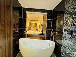Royal Hanoi Hotel