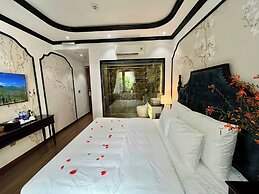 Royal Hanoi Hotel
