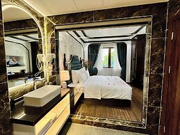 Royal Hanoi Hotel