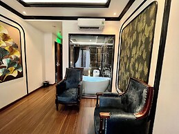 Royal Hanoi Hotel