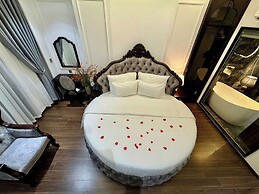Royal Hanoi Hotel