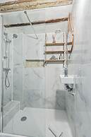 Stylish 1BR - Walkable to Opera & Louvre