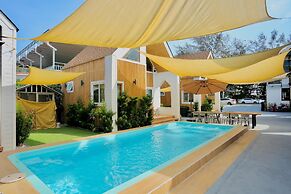 Moon in 9 haus Cafe & Villas