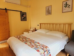 Moon in 9 haus Cafe & Villas