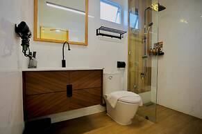 Moon in 9 haus Cafe & Villas