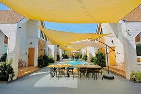 Moon in 9 haus Cafe & Villas