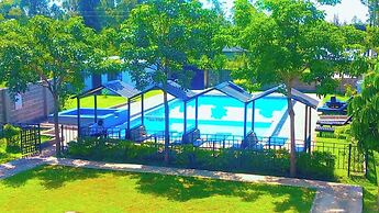 Somerset Gardens Resort