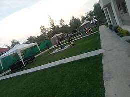 Somerset Gardens Resort