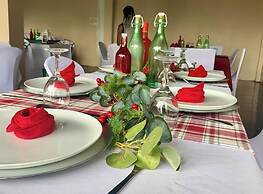 Somerset Gardens Resort