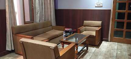 Holiday Inn Guest House