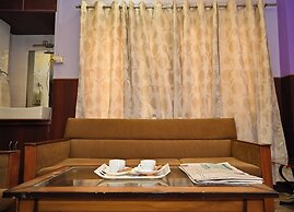 Holiday Inn Guest House