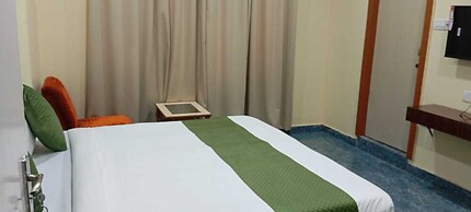 Holiday Inn Guest House