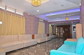 Holiday Inn Guest House