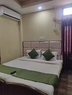 Holiday Inn Guest House