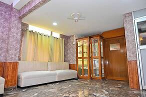 Holiday Inn Guest House