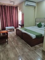 Holiday Inn Guest House