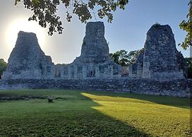 Hotel cabañas aldea maya