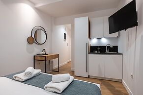 Kriel Suites by LIV Homes Room 103