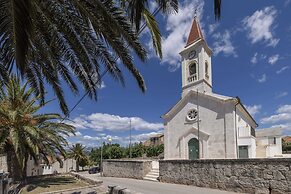 Villa Baras Garden - House With Pool