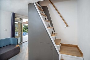 Villa Baras Garden - House With Pool