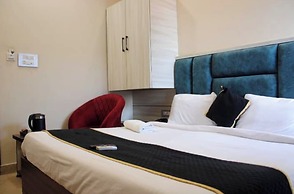 Hotel Blackwood by Monga Dreams