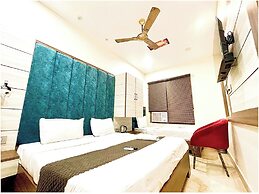 Hotel Blackwood by Monga Dreams