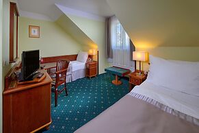 HOTEL SELSKÝ DVŮR