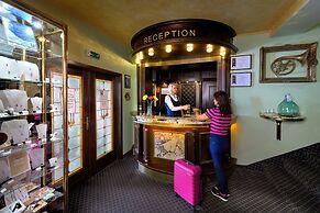 HOTEL SELSKÝ DVŮR