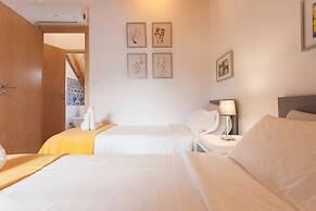 Wooden Top With Terrace