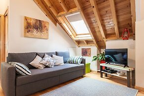 Wooden Top With Terrace