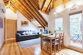 Wooden Top With Terrace