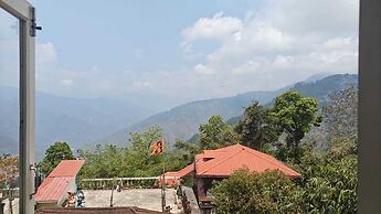 Divyaraa Breathing Stone