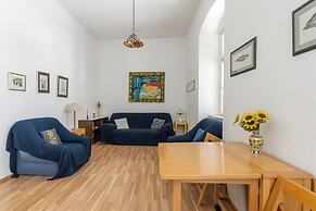 Central Cathedral Apartment